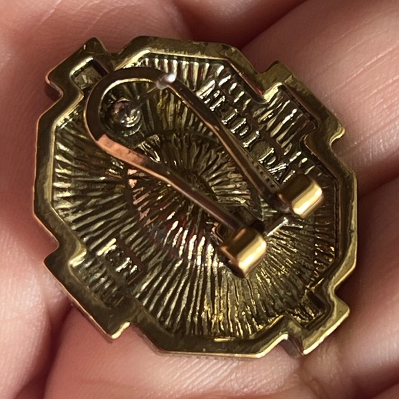 Heidi Daus "Estate Elegance" Crystal Earrings NIB - Picture 4 of 8